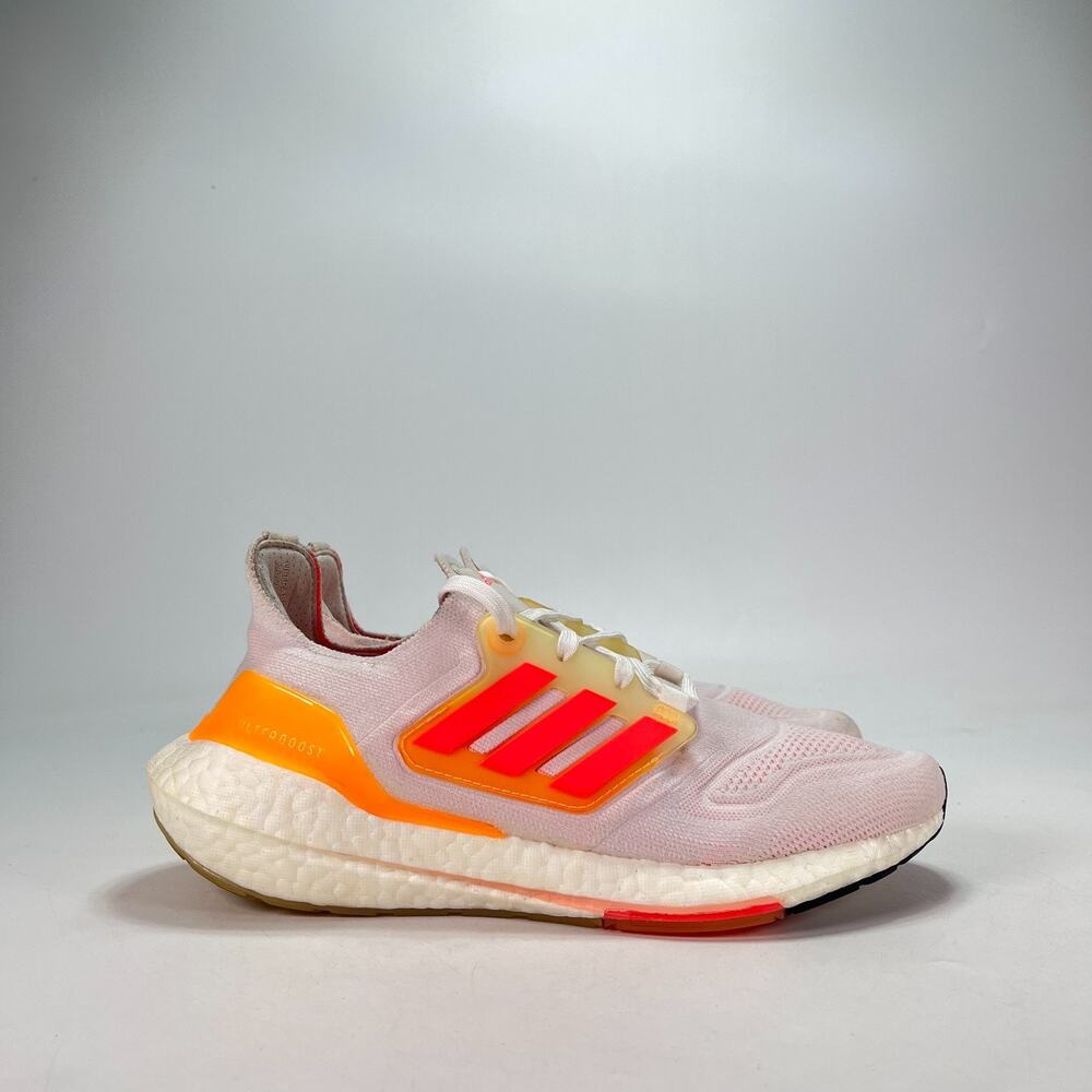 adidas Ultraboost 22 White Flash Orange Running Shoes GX5595 Women's Size 8.5